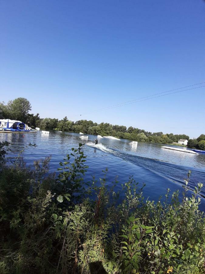 Caravan For Rent At Tattershall Holiday Park Exterior foto